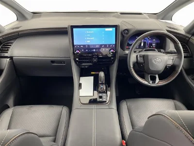 TOYOTA VELLFIRE 2026 с аукциона, 2500cc, пробег 4 000 км