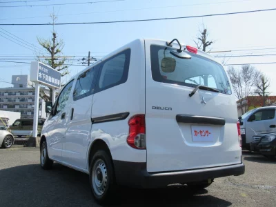 MITSUBISHI DELICA