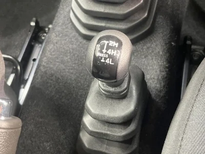SUZUKI JIMNY NOMADE
