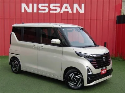NISSAN ROOX