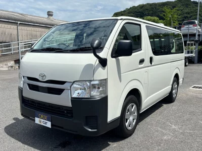 TOYOTA HIACE VAN