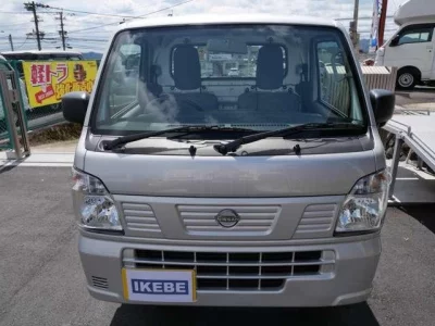 NISSAN CLIPPER TRUCK