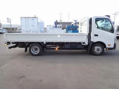 TOYOTA DYNA