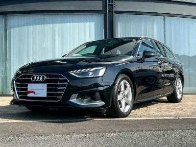 AUDI A4 AVANTE