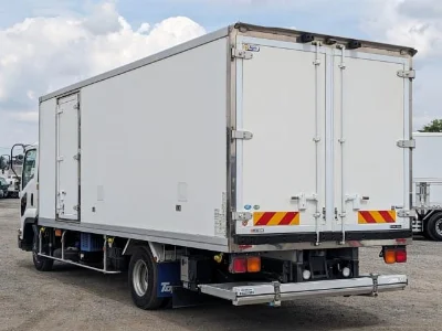 ISUZU FORWARD