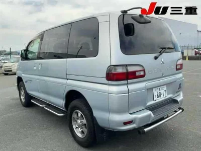 MITSUBISHI DELICA