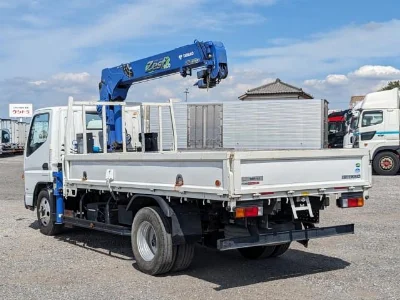 MITSUBISHI CANTER