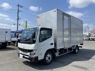 MITSUBISHI CANTER