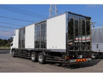 MITSUBISHI FUSO SUPER GREAT
