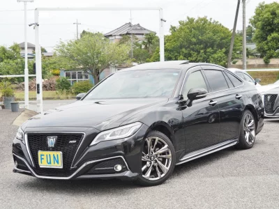 TOYOTA CROWN