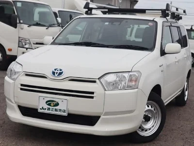 TOYOTA SUCCEED