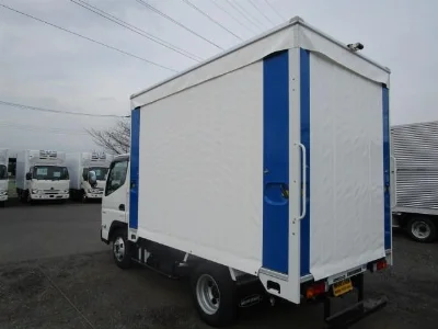 MITSUBISHI CANTER