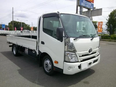 TOYOTA DYNA