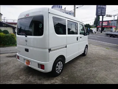 NISSAN CLIPPER VAN