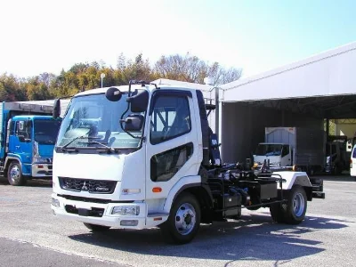 MITSUBISHI FUSO FIGHTER