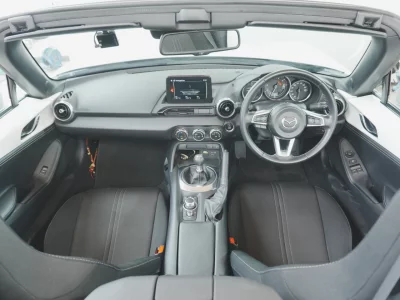 MAZDA ROADSTER