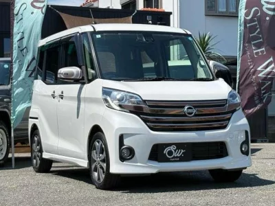 NISSAN DAYZ ROOX