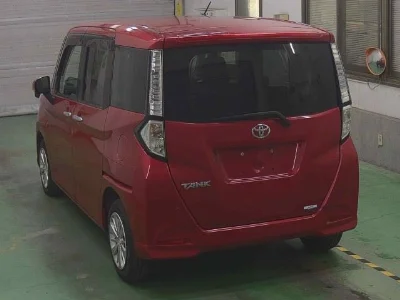 TOYOTA TANK