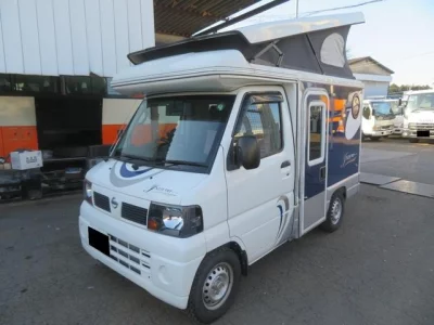 NISSAN CLIPPER TRUCK