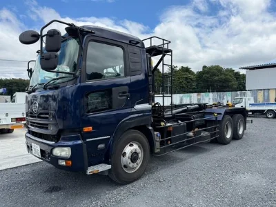 NISSAN DIESEL (UD) QUON
