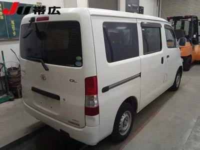 TOYOTA LITE ACE VAN