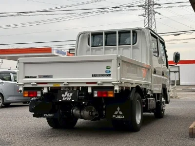 MITSUBISHI CANTER