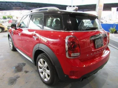 MINI MINI CROSSOVER
