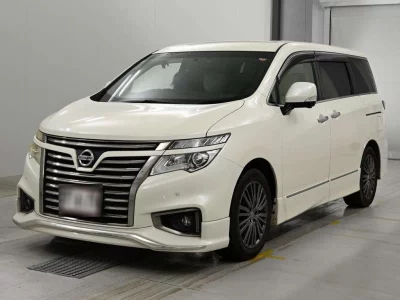 NISSAN ELGRAND 2017 с аукциона, 2500cc, пробег 136 000 км