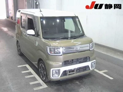 DAIHATSU WAKE 2017 с аукциона, 660cc, пробег 65 000 км