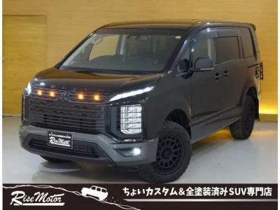 MITSUBISHI DELICA D5