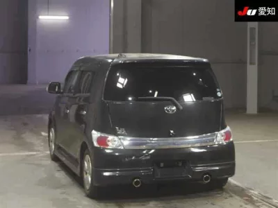 TOYOTA BB