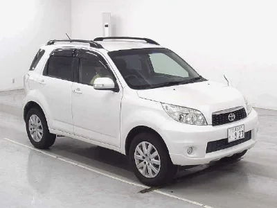 TOYOTA RUSH 2010 с аукциона, 1500cc, пробег 166 000 км