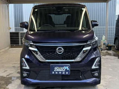 NISSAN ROOX