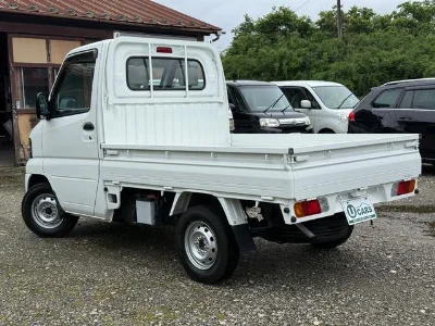 NISSAN CLIPPER TRUCK
