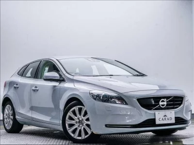 VOLVO V40 2013 с аукциона, 1590cc, пробег 57 000 км