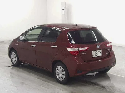 TOYOTA VITZ