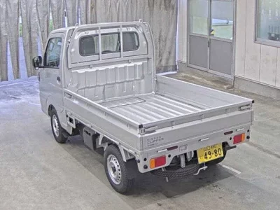 NISSAN CLIPPER TRUCK