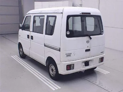 NISSAN CLIPPER VAN