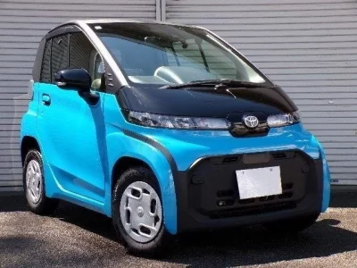 TOYOTA C+POD