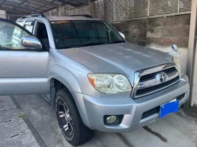 TOYOTA HILUX SURF
