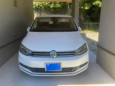 VOLKSWAGEN GOLF TOURAN