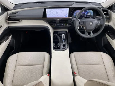 TOYOTA CROWN CROSSOVER