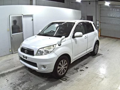 TOYOTA RUSH 2011 с аукциона, 1500cc, пробег 133 000 км