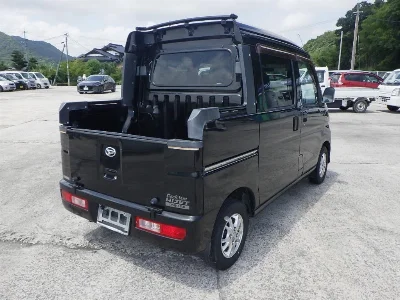 DAIHATSU HIJET VAN