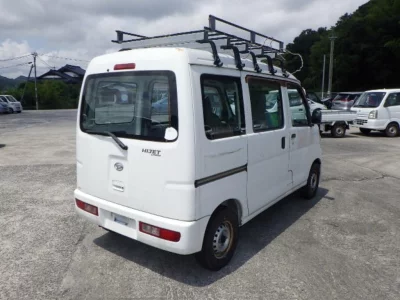 DAIHATSU HIJET VAN