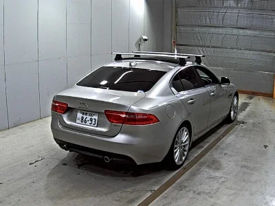 JAGUAR XE