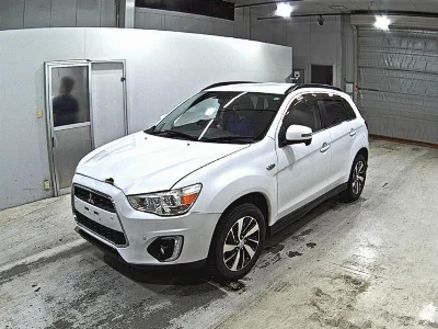MITSUBISHI RVR