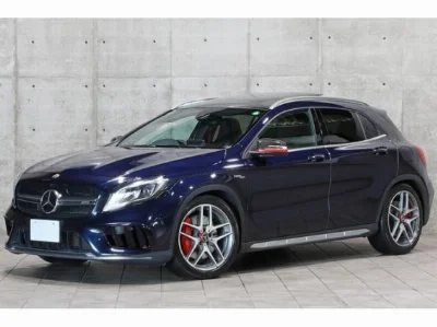 MERCEDES BENZ GLA