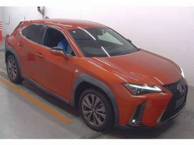 LEXUS UX