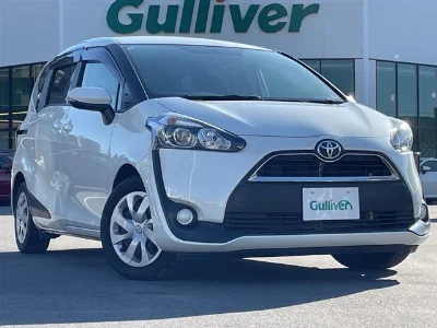 TOYOTA SIENTA 2015 с аукциона, 1500cc, пробег 56 000 км
